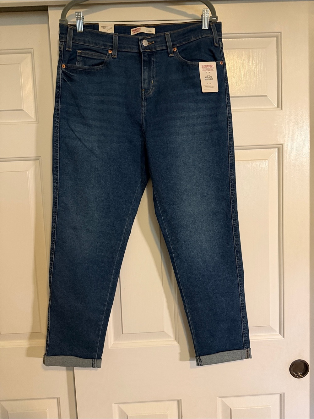 NWT Levi’s Boyfriend Jeans